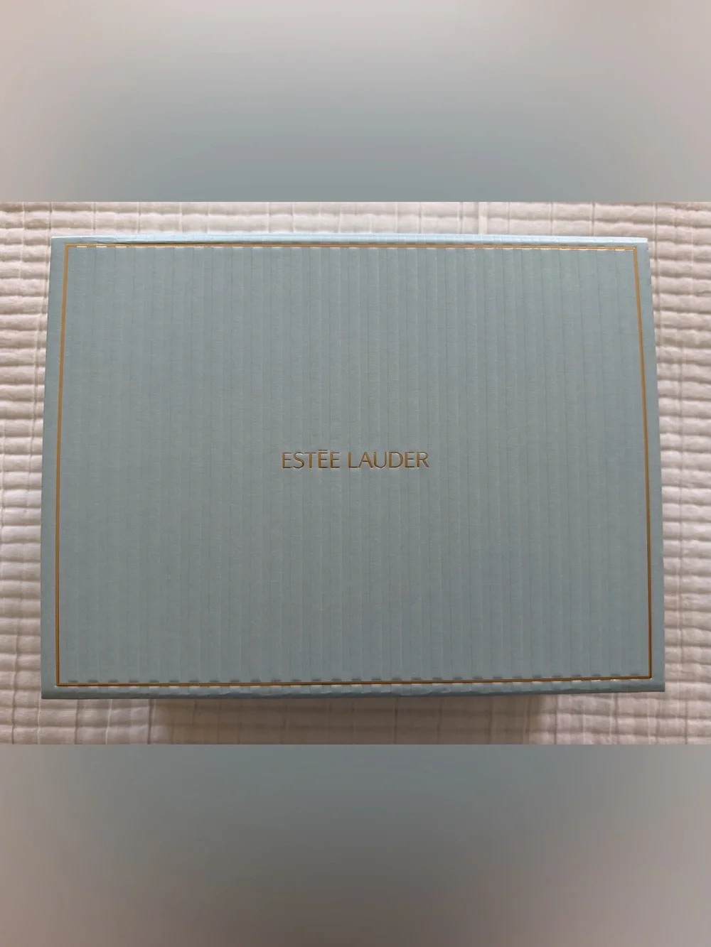 Estée Lauder Night Skincare Set with 2 Navy Blue Cosmetic Pouches in Gift Box